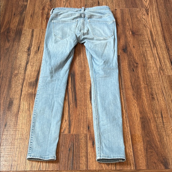 Girls Hollister Light Blue Denim Jeans - Picture 3 of 3